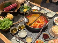 -三出山火锅(南京万象天地店)