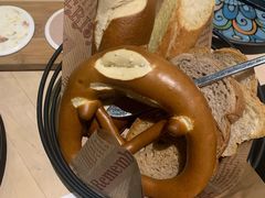 德式面包筐-LENBACH兰巴赫西餐啤酒坊(大连东港店)