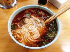 -全家福米线