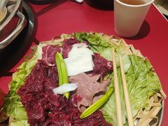 -潮汕·草根牛肉档(城市集市上海荟聚店)