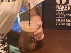 -81BAKERY(大学路店)