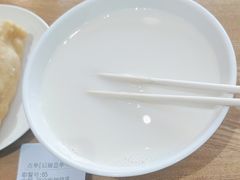 -三好食堂(煎饺·馄饨·肉饼米线·盛世广场店)