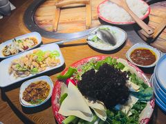 -万里闯关东铁锅炖菜馆(高新旗舰店)