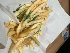 -玛格萝妮比萨屋(四平店)