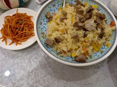 -汗腾格里·风味餐厅(新疆驻京办店)