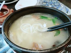 -桥香园云南过桥米线(金马碧鸡店)