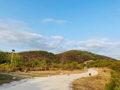 -鬼笑石后山停车场