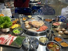 -哈哈碳都·牛肋条无限自助烤肉(宝龙店)