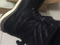 -UGG(燕莎奥特莱斯购物中心店)