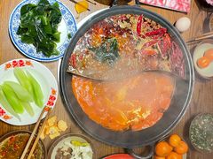 -萍姐火锅·公路夜市(武汉首店)