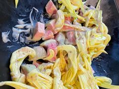 捞菊花-园林美食城·本土农家菜(杨和镇店)