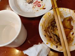 -炉小二铜锅牛蛙•川湘菜(三里屯店)