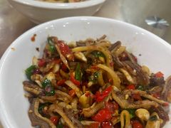 酸萝卜肚丝-笨罗卜浏阳菜馆(太平街店)