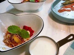 经典玛格丽特酸奶-蜜桃花开·中西融合菜E&W(南长街店)