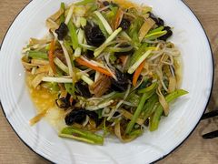 -老火大骨头汤馆