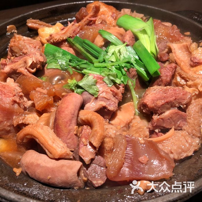 牛小灶牛腩牛杂煲
