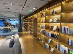 -蔚来中心(北京中关村店)