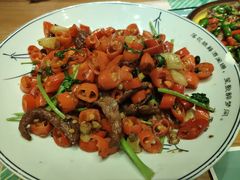 -临界音乐酒馆·小龙虾·江湖菜(华熙LIVE·鱼洞店)