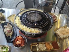 -胡悦里韩式烤肉(芝罘万达广场店)