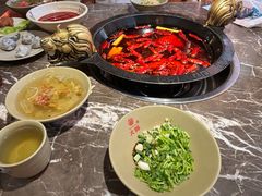 -渝大狮毛肚老火锅(遂宁万达店)