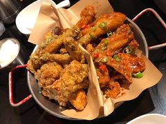 炸鸡翅一半一半-富乐满韩国正宗炸鸡韩国料理(虹泉路店)