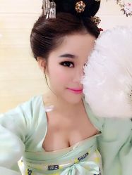 -盘子女人坊生日照·摄影馆(华强店)