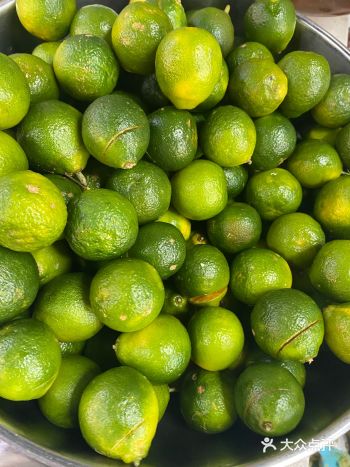 萌哒哒椰子鸡三亚湾旗舰店