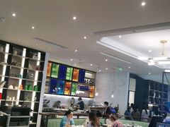 -港丽餐厅(高德置地店)