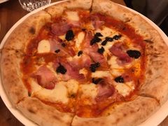 猪肉黑松露披萨-La Tavernetta(Bar à Vin)(乌鲁木齐路店)