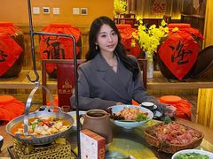 -老滇山寨•云南特色菜•地方菜•民族风情歌舞表演(金碧店)