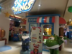 -乐多星球潮玩中心(沈阳嘉里城店)