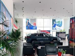 -交运起申一汽大众4S店(内江路店)