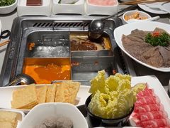 -海底捞火锅(宝龙广场夜宵主题店)