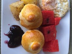 -三亚湾海居铂尔曼度假酒店