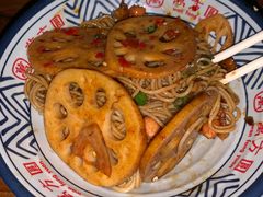 牛肉拌粉-万方圆拌粉瓦罐汤(滕王阁旗舰店)