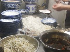 -秦镇西街老四米皮专卖店(自强西路店)