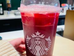 冰摇红莓黑加仑茶-星巴克(3号湾店)