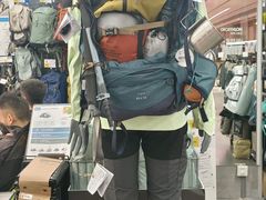-迪卡侬(越秀公园店)