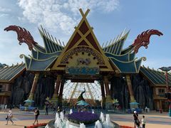 -七彩云南欢乐世界