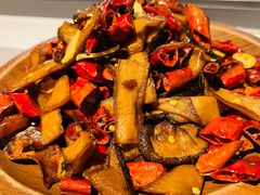 -隔壁老王·家常云南菜(皇冠店)