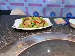 -高家小院铁锅炖大鹅(哈西高铁站店)
