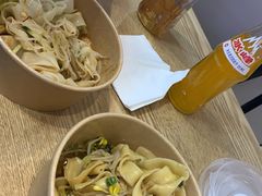麻酱凉皮-忆秦时(银泰in77店)