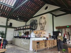 -喜洲吧·江畔老船厂·庭院餐厅(喜临院店)