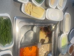-海底捞火锅(新松江路生日主题店)