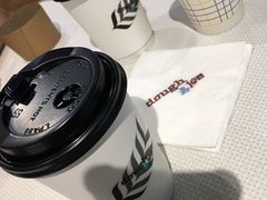 -Dough&Joe团憩(瑞虹天地月亮湾店)