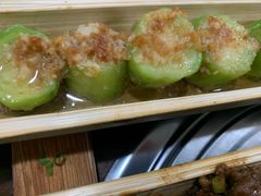 -胡须哥网红竹筒菜