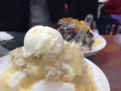 -六合夜市