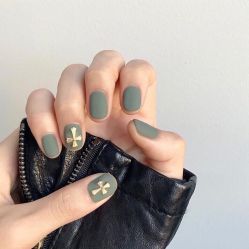 -Easy Lady美甲美睫半永久纹绣工作室