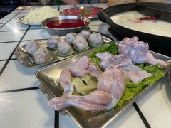 -鹿鸣山草本茶香火锅(园西路店)