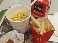 -麦当劳(卫星广场店)